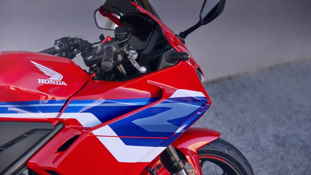 The Small Honda Sports Bike That Most Buyers Don’t Consider The Small Honda Sports Bike That Most Buyers Don't Consider