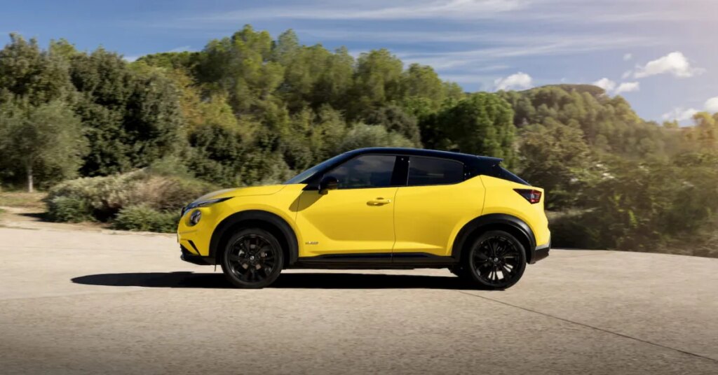The Nissan Juke EV spotted for the first time with a familiar look