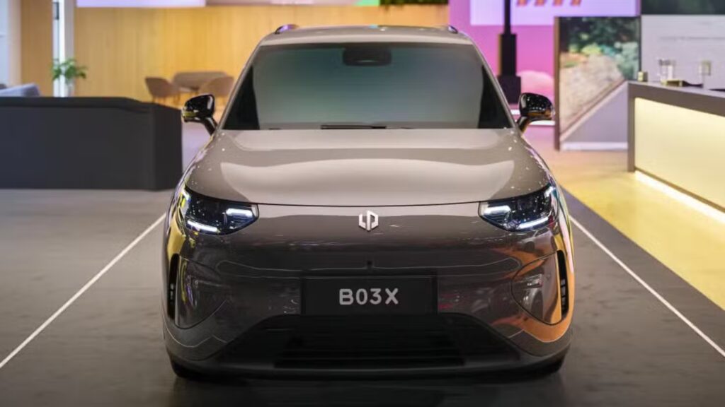 Leapmotor showcases A10 SUV at Brussels auto show amid European market expansion The Leapmotor A10 — known as the B03X in markets outside China — made its debut at the Brussels auto show.