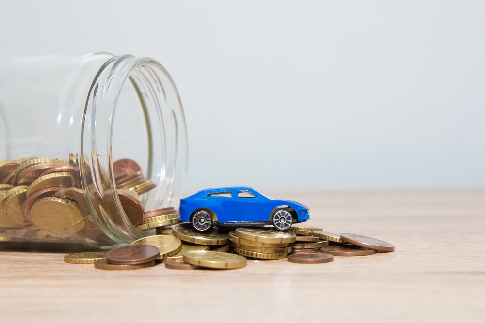 The gap between vehicles Canadians search, buy The gap between vehicles Canadians search, buy