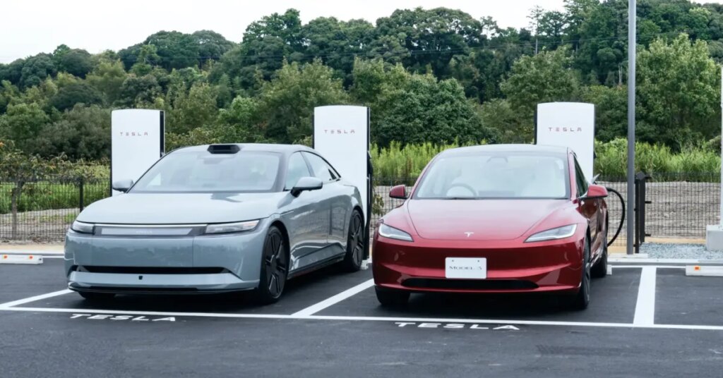 Tesla offers 1 year of free Supercharging, claims ~40% premium for non-Tesla EVs Tesla offers 1 year of free Supercharging, claims ~40% premium for non-Tesla EVs