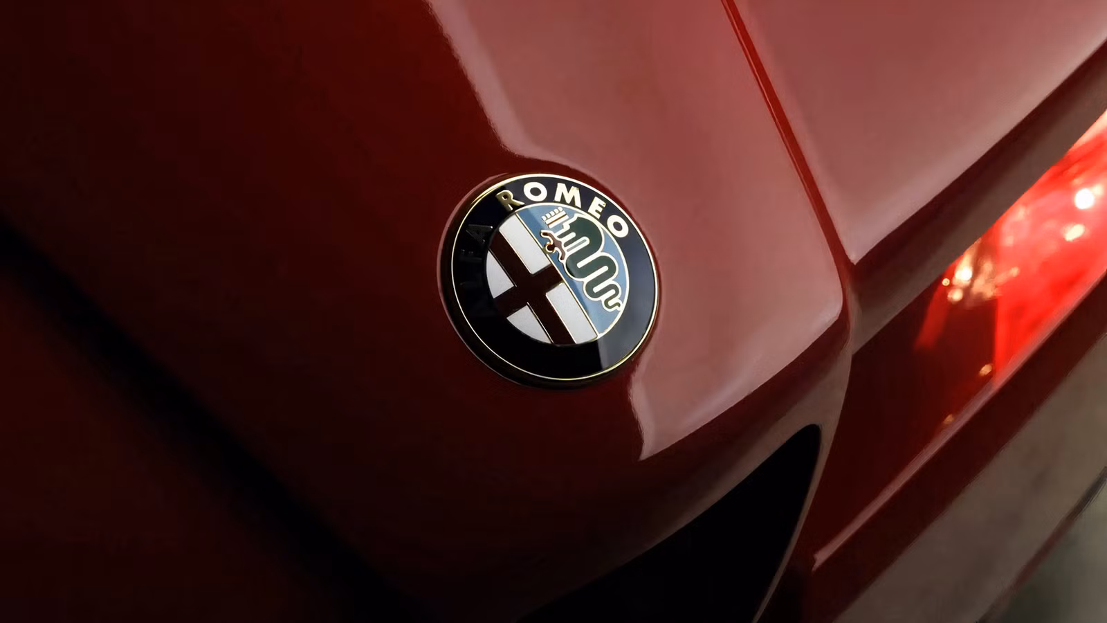 Alfa Romeo Hits The Gas On New Stelvio, Giulia Alfa Romeo Hits The Gas On New Stelvio, Giulia