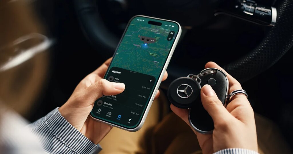 Mercedes-Benz and Chipolo made a key tracker to match your car fob