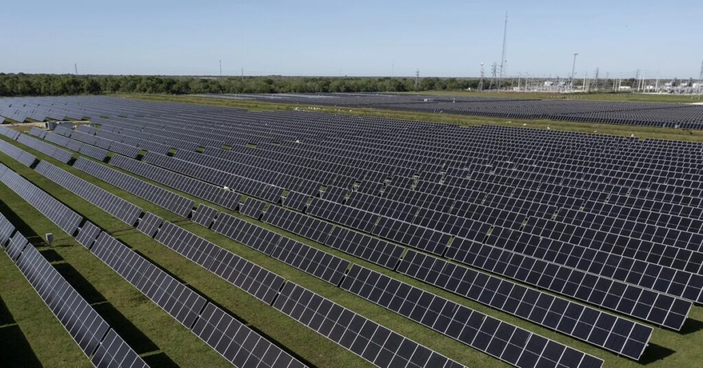 Most big US solar projects don’t spark backlash after all, study finds Most big US solar projects don’t spark backlash after all, study finds