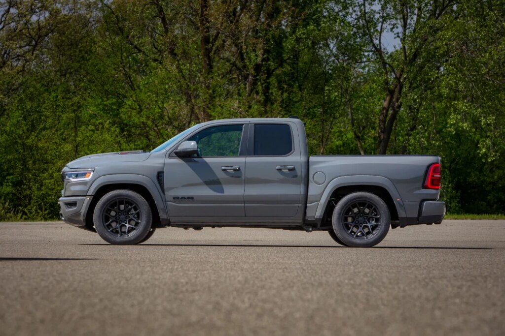The Ram Rumble Bee Could Shed 300 Pounds If People Actually Bought Single-Cab Trucks The Ram Rumble Bee Could Shed 300 Pounds If People Actually Bought Single-Cab Trucks