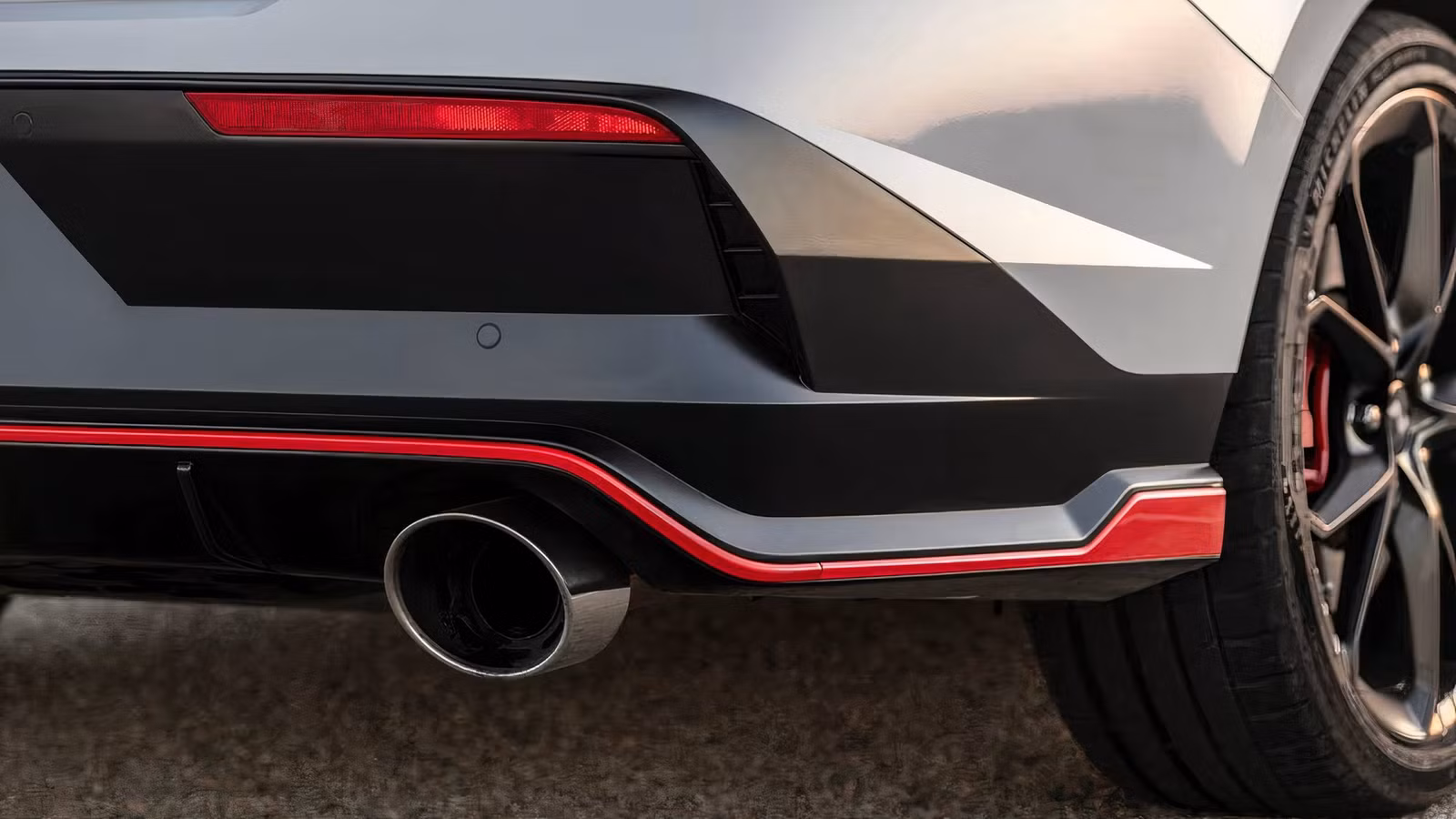 The Sports Sedan That Gives You BMW Driving Dynamics And Honda Reliability The Sports Sedan That Gives You BMW Driving Dynamics And Honda Reliability