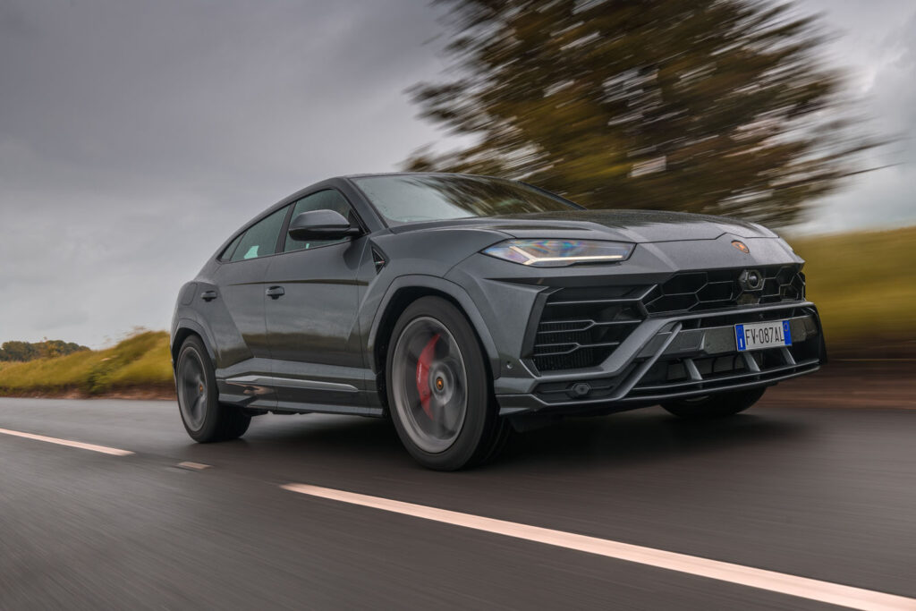 Used Lamborghini Urus 2018-2024 review Lamborghini Urus 2019 road test review - hero front
