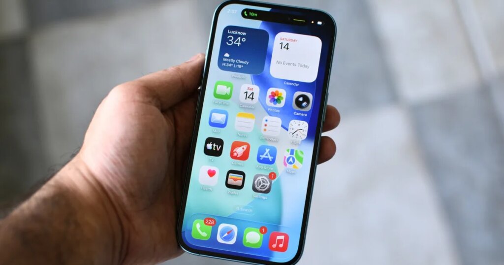 Apple has finally put the planned obsolescence rumors to bed iOS 26.6 alerts you upon running out of blocked contacts limit, and that’s a problem