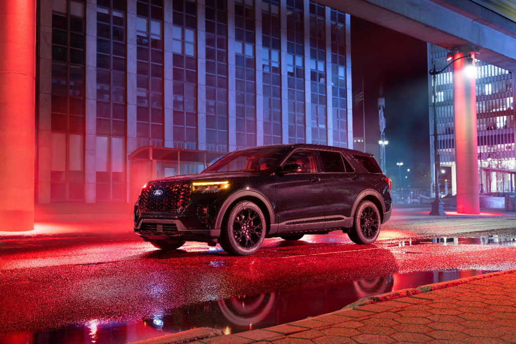 2027 Ford Explorer ST Sinister Package Brings Blacked-Out Style and a Driving School Bonus : Automotive Addicts 2027 Ford Explorer ST Sinister Package Brings Blacked-Out Style and a Driving School Bonus : Automotive Addicts