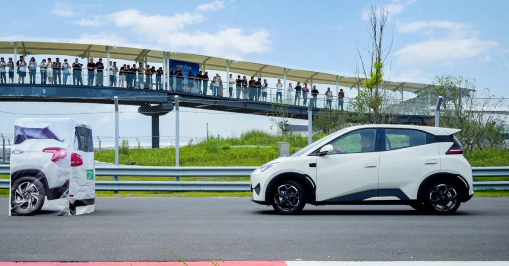 BYD will pay for crashes on its FSD competitor, something Tesla never has BYD will pay for crashes on its FSD competitor, something Tesla never has