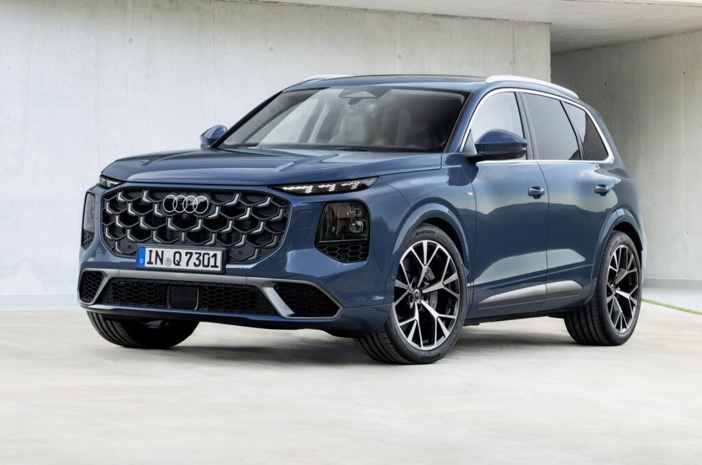 Bold Mk3 Audi Q7 revealed with striking new look and punchy diesel Bold Mk3 Audi Q7 revealed with striking new look and punchy diesel