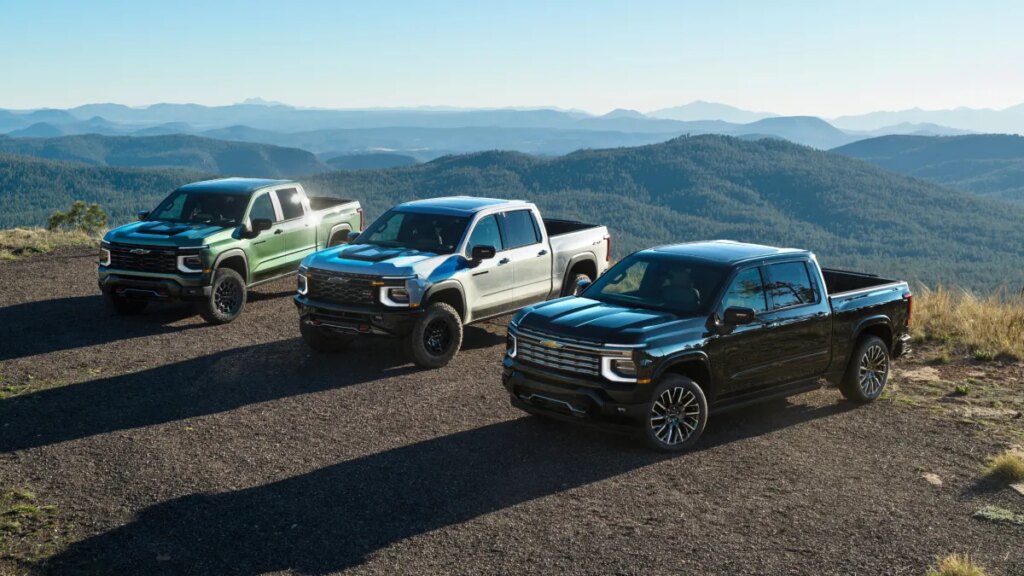 Chevy Now Makes New 350, 400, and 409 V8s—Just Like the Old Days Chevy Now Makes New 350, 400, and 409 V8s—Just Like the Old Days