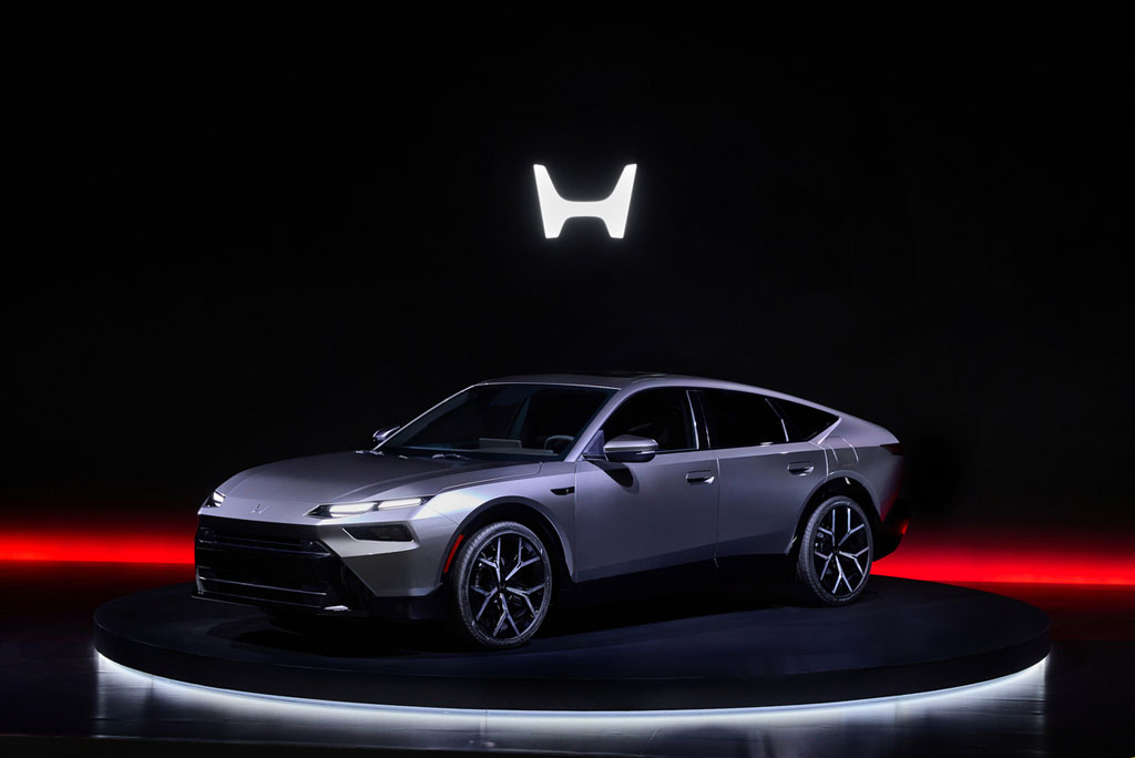 Honda Sharpens the Accord and Toughens the Passport in a Direct Challenge to Toyota : Automotive Addicts Honda Sharpens the Accord and Toughens the Passport in a Direct Challenge to Toyota : Automotive Addicts
