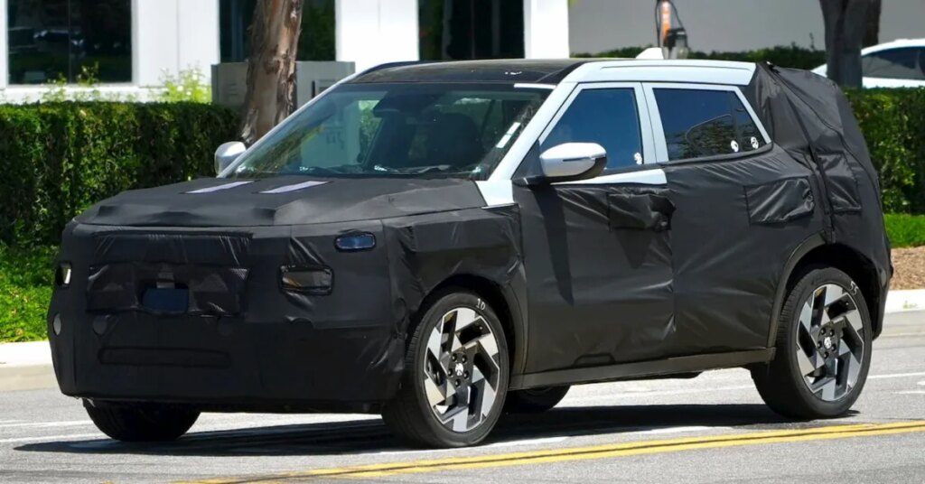 Hyundai is giving the Kona EV a complete overhaul Hyundai is giving the Kona EV a complete overhaul