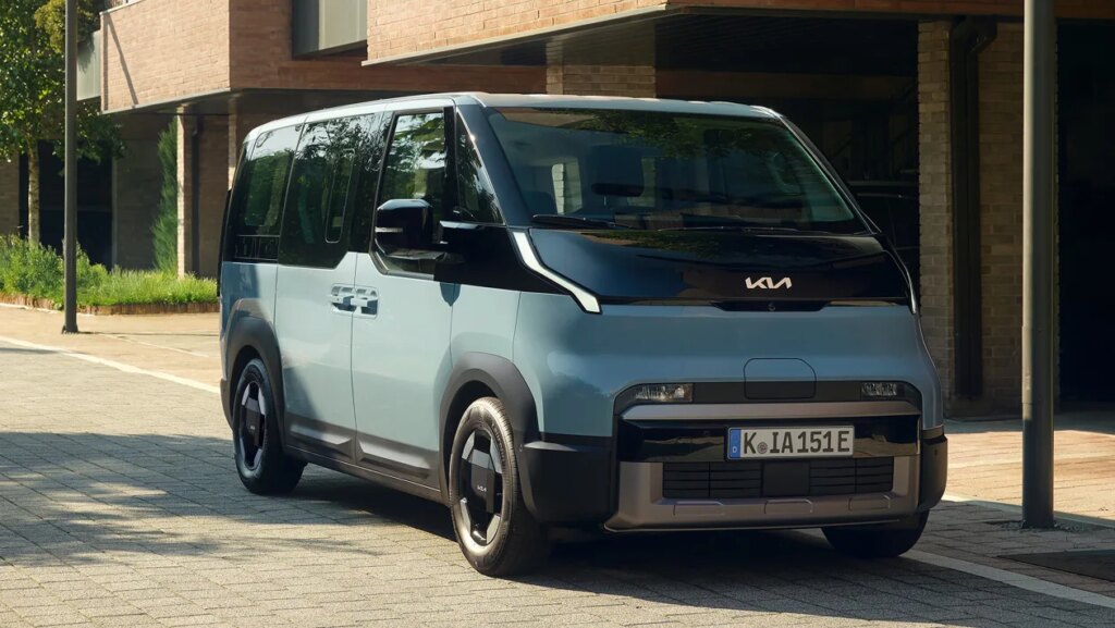 Kia PV5 gets long-awaited 7-seat version for under £37k Kia PV5 gets long-awaited 7-seat version for under £37k