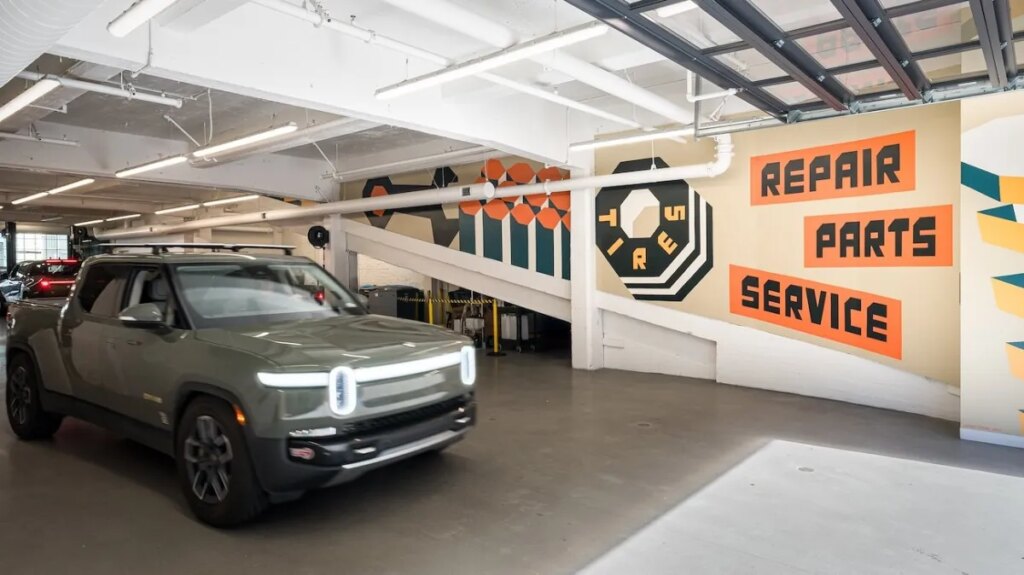 Rivian Made You Wait 50 Days for Service. RJ Scaringe Says Those Days Are Over Rivian Made You Wait 50 Days for Service. RJ Scaringe Says Those Days Are Over