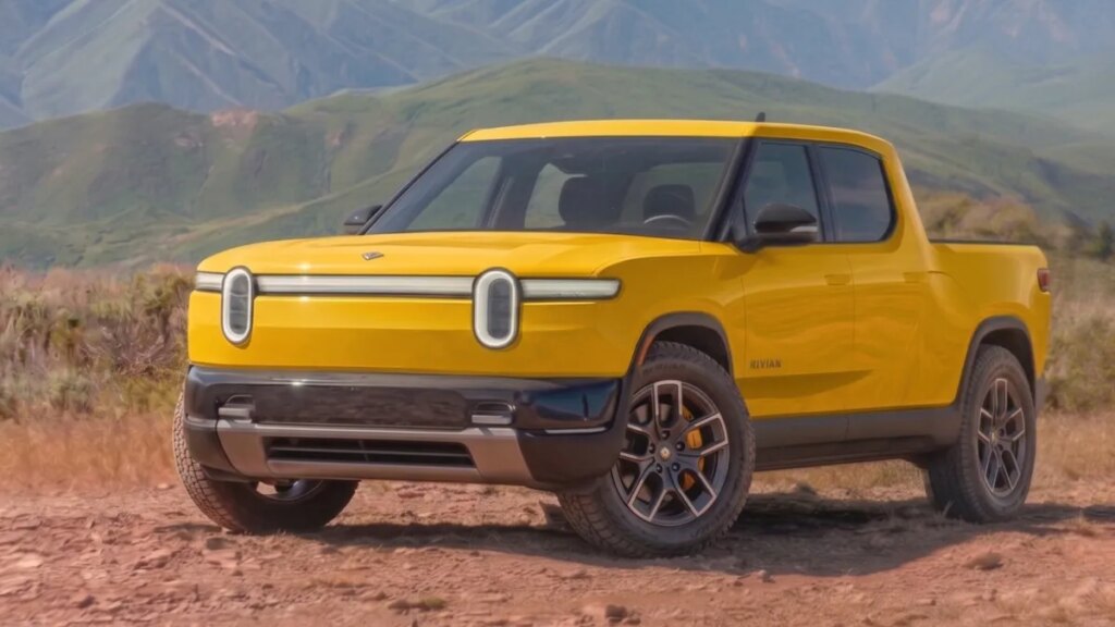 Rivian’s CEO Says There’s a Big Market for a Small Electric Truck Rivian's CEO Says There's a Big Market for a Small Electric Truck