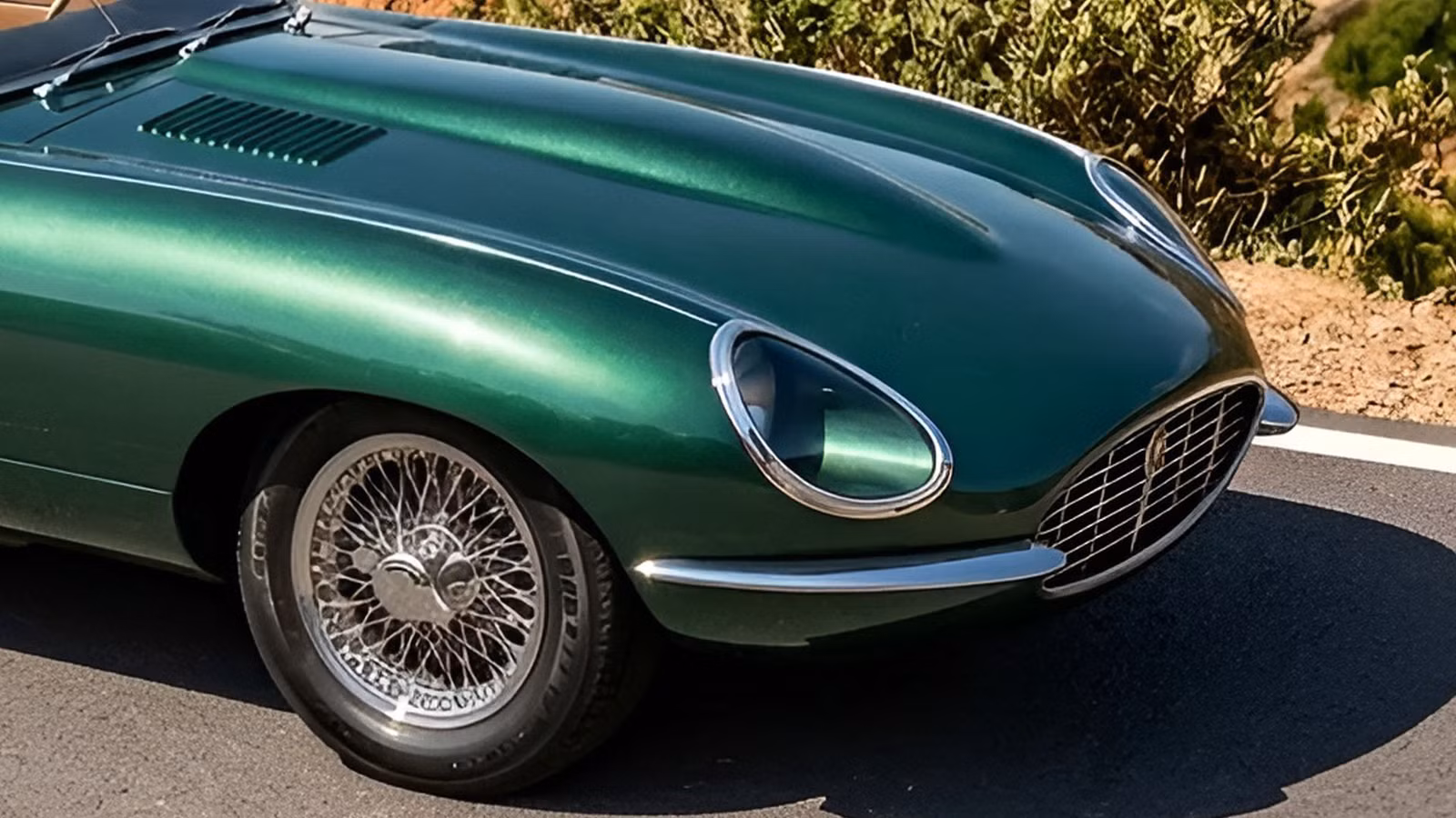 The Best ‘New’ Jaguar Could Be This Gorgeous V12 Speedster From Italy The Best 'New' Jaguar Could Be This Gorgeous V12 Speedster From Italy