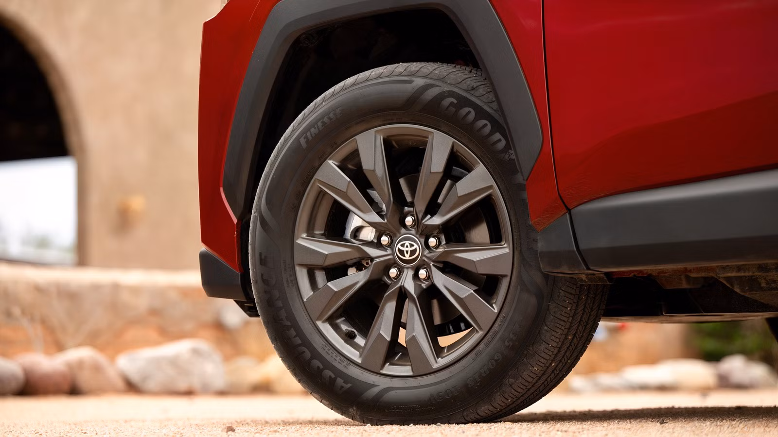 The Toyota Hybrid That Makes Gas-Only SUVs Hard To Defend The Toyota Hybrid That Makes Gas-Only SUVs Hard To Defend