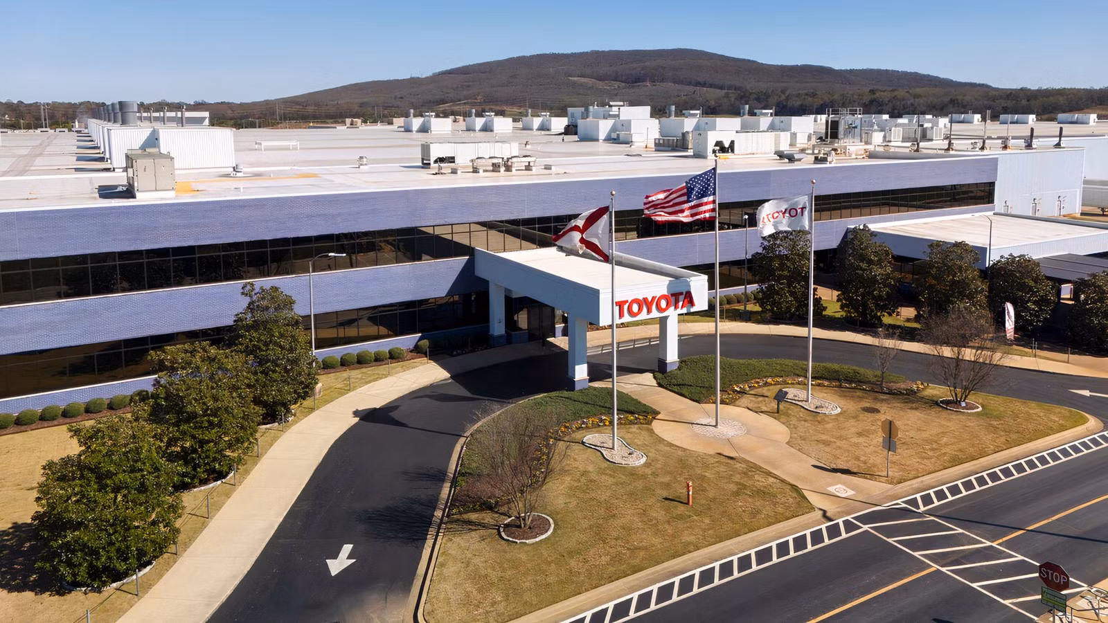 Toyota Celebrates A Major Engine Milestone In The Southern US Toyota Celebrates A Major Engine Milestone In The Southern US