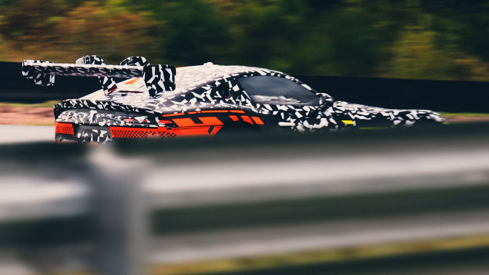 Wing-Wearing Mercedes-AMG Models Could Get Adaptive Endplates Wing-Wearing Mercedes-AMG Models Could Get Adaptive Endplates