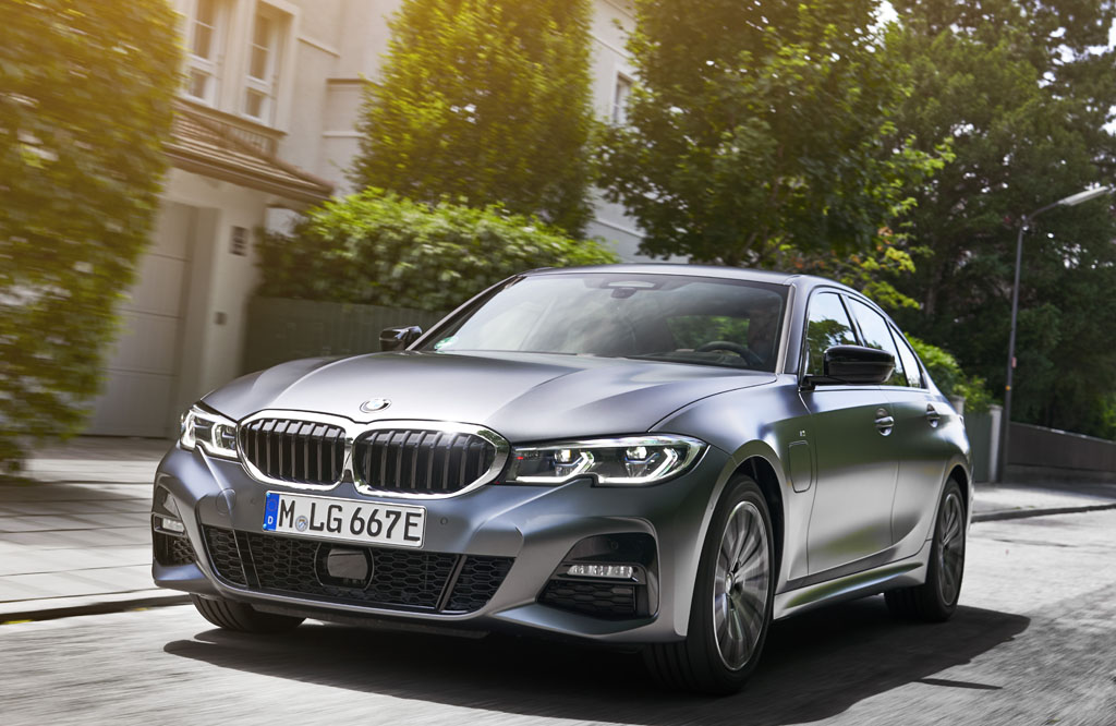 BMW Recalls Over 29,000 Plug-In Hybrid Sedans Over Starter Relay Fire Risk : Automotive Addicts BMW Recalls Over 29,000 Plug-In Hybrid Sedans Over Starter Relay Fire Risk : Automotive Addicts