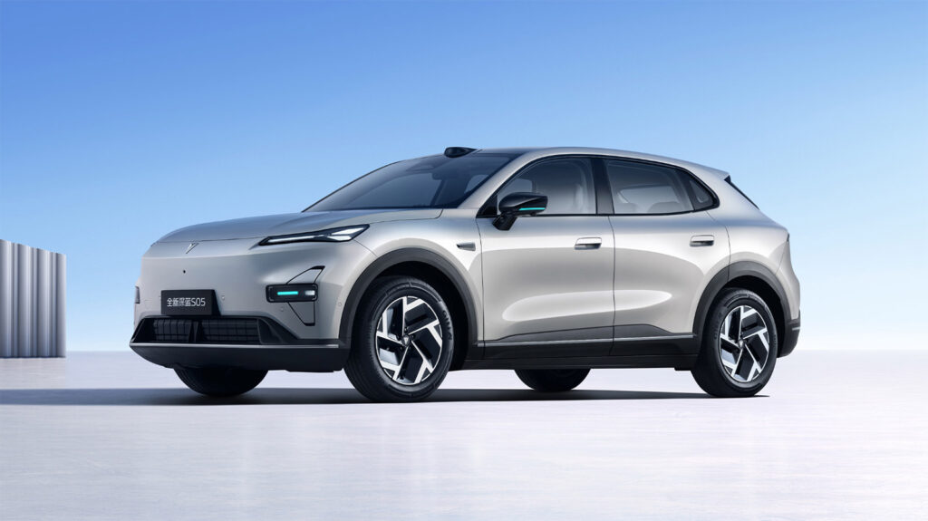 Changan Deepal opens pre-sales for revamped S05 SUV with LiDAR Updated Deepal S05.