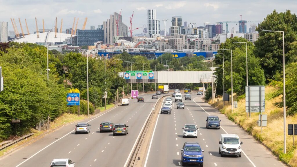 Drivers face price hikes in London’s Blackwall and Silvertown tunnels Drivers face price hikes in London’s Blackwall and Silvertown tunnels
