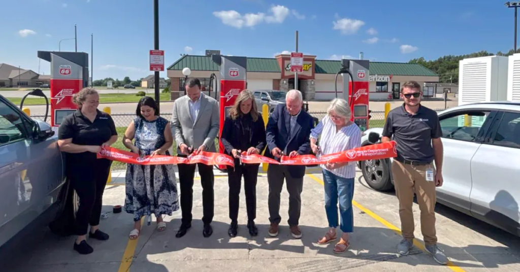 First federally funded EV chargers go online in Illinois First federally funded EV chargers go online in Illinois