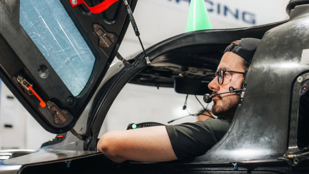 Hear Ford’s Coyote V8 Hypercar Fire Up for the First Time Hear Ford’s Coyote V8 Hypercar Fire Up for the First Time