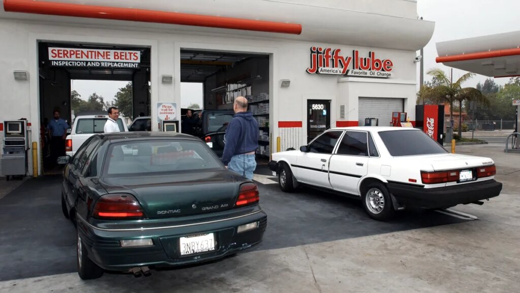 Jiffy Lube Has Been Sold to Private Equity in $1.3B Deal