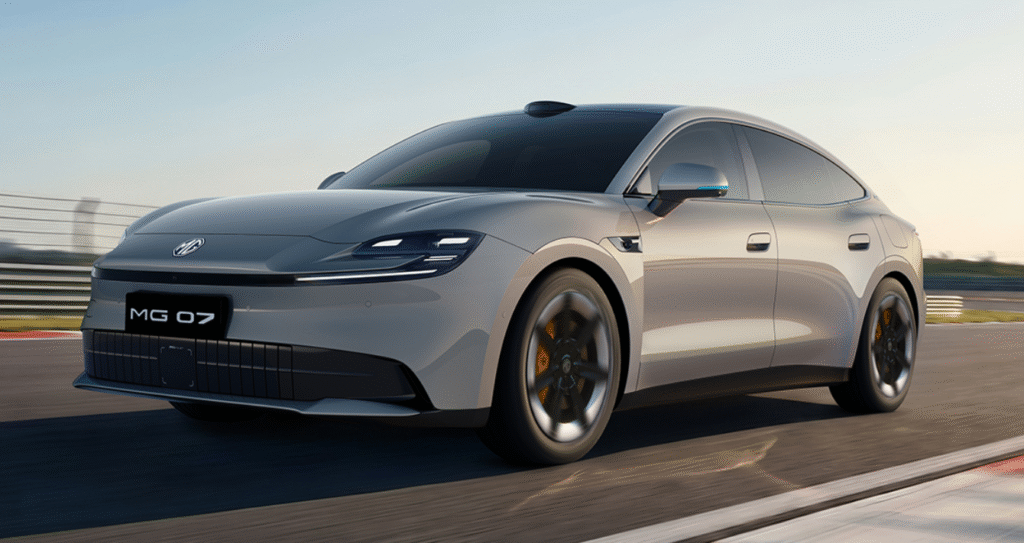 MG 07 goes on pre-sales with Momenta driver-assist, 845 km range MG 07.