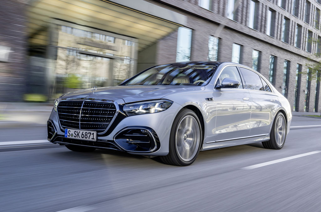 Mercedes-Benz Faces Possible U.S. Sales Ban Threat Under Senate China Vehicle Bill : Automotive Addicts Mercedes-Benz Faces Possible U.S. Sales Ban Threat Under Senate China Vehicle Bill : Automotive Addicts