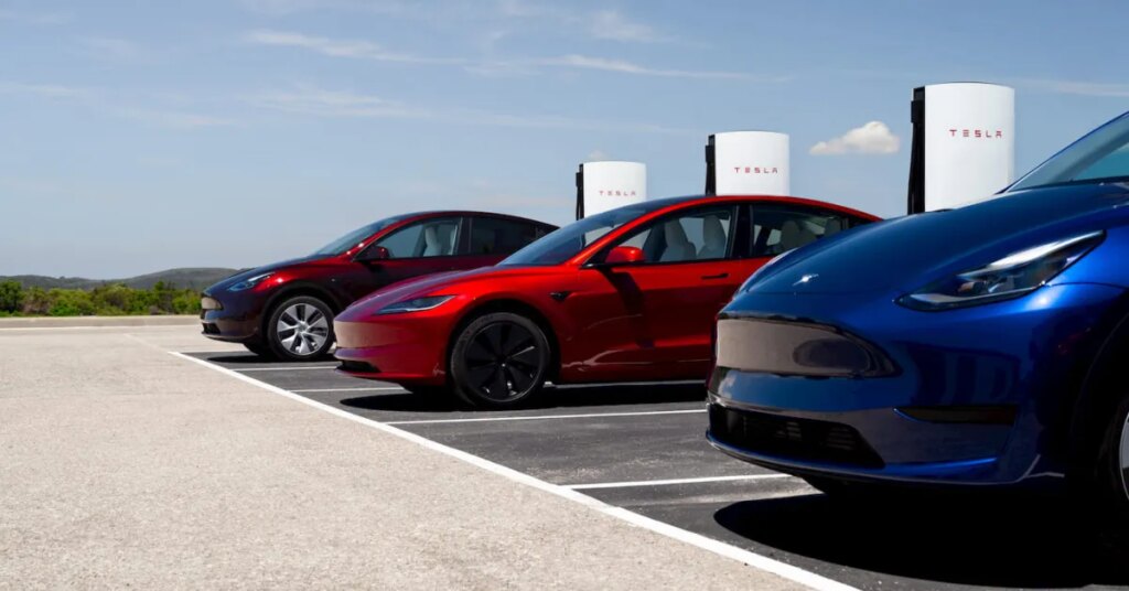NHTSA probes 1.2M Tesla Model 3, Model Y over suspension failures