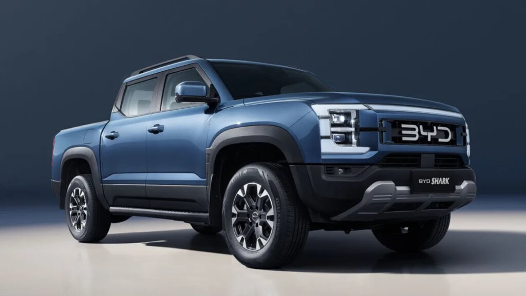 New BYD Shark pick-up 2026 - pictures