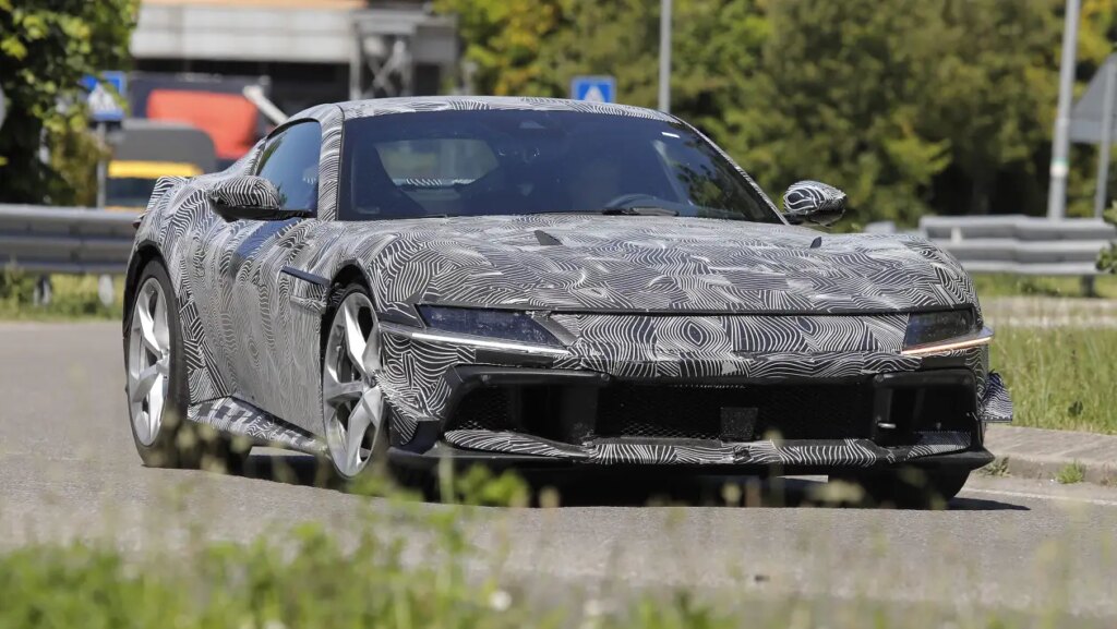 Ferrari 12Cilindri Tailor Made - front static