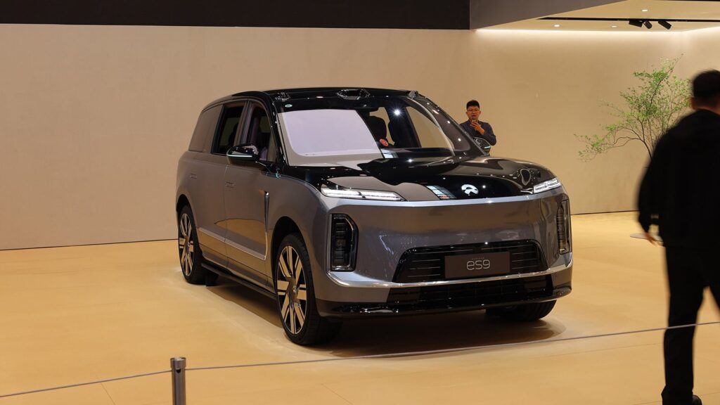 Nio June deliveries breakdown: ES9 hits stride, ES8 cools ahead of 5-seat variant launch A Nio ES9 on display at the Beijing Auto Show in April 2026.