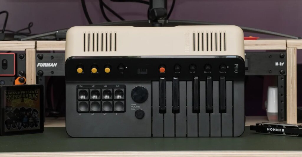 Orchid is a delightfully retro and approachable hipster synth Orchid is a delightfully retro and approachable hipster synth