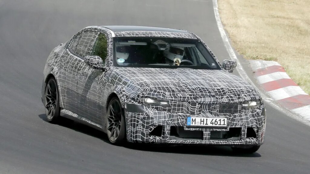 Petrol BMW M3 spy shots and teasers – pictures Petrol BMW M3 spy shots and teasers - pictures