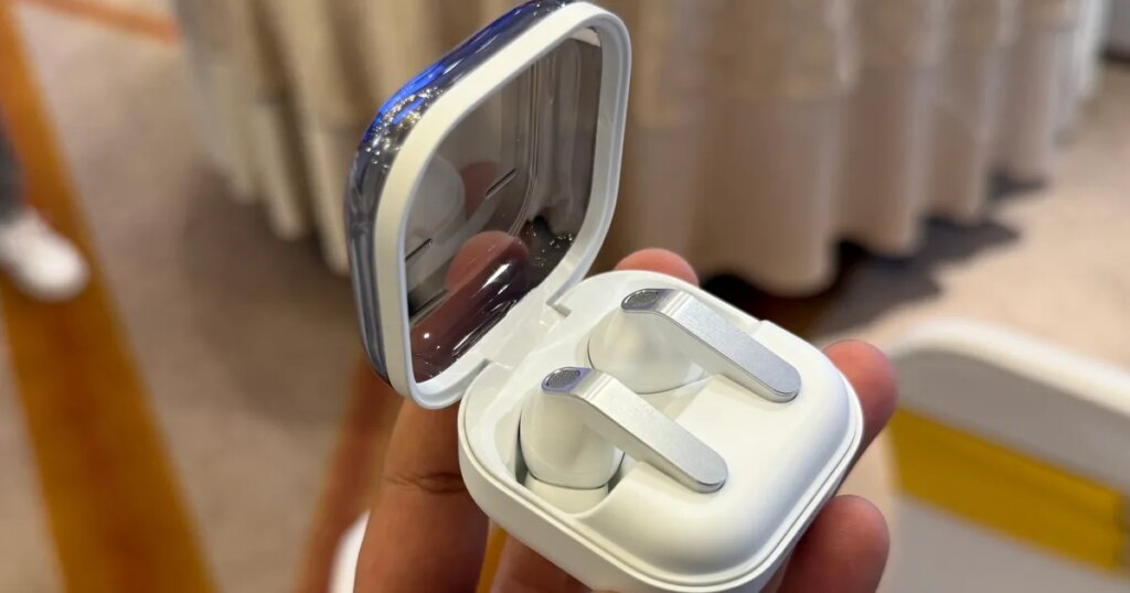 Samsung may finally be working on Galaxy Buds that won't fall out during a run