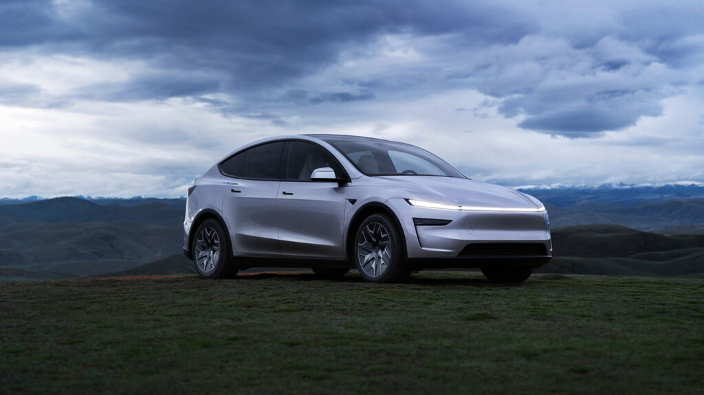 Tesla’s Model Y L Finally Comes To The US With Six Seats And A $62,000 Price Tag Tesla's Model Y L Finally Comes To The US With Six Seats And A $62,000 Price Tag