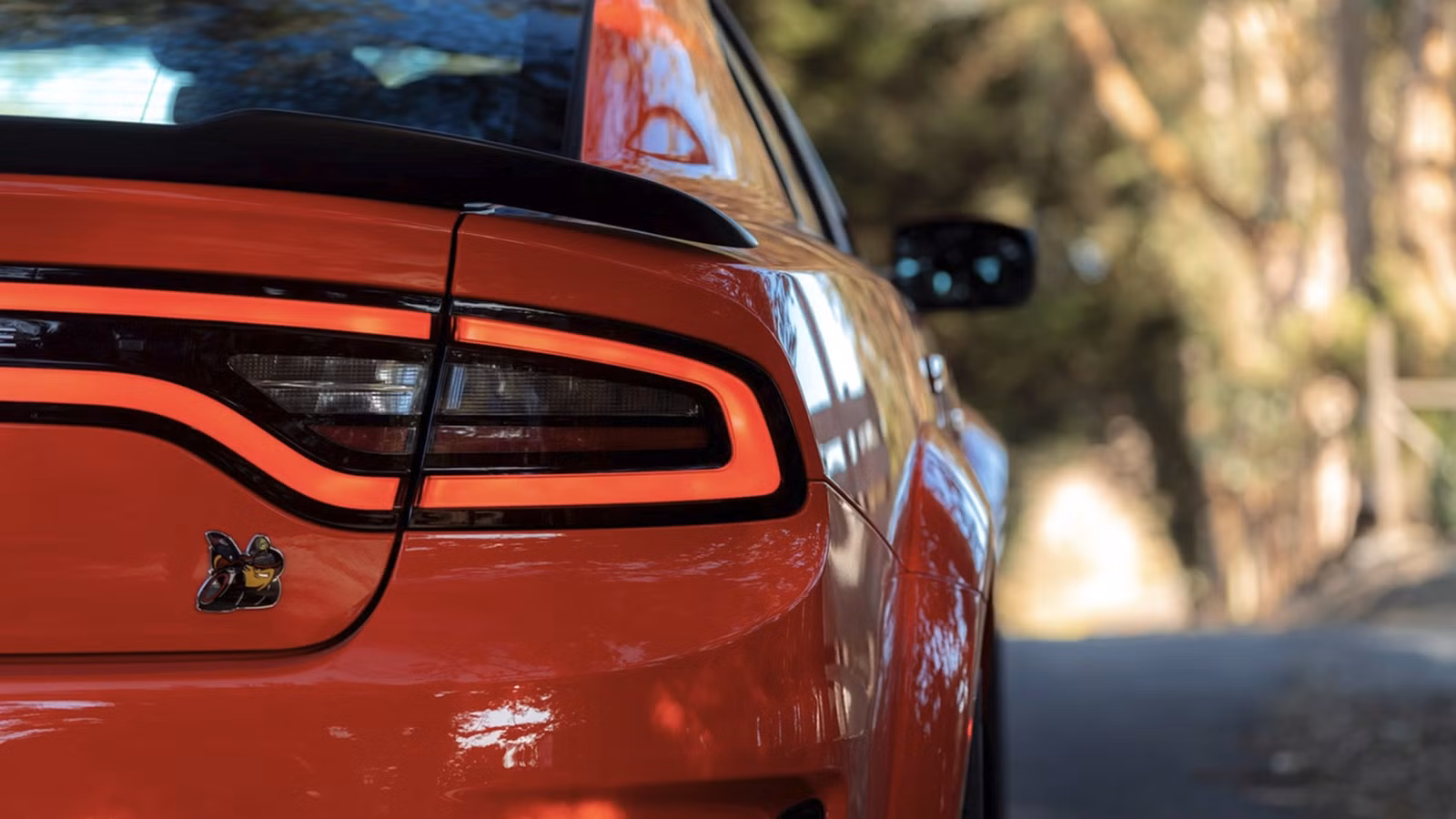 The 485-HP Hemi Sedan Everyone Forgot While Chasing Hellcats The 485-HP Hemi Sedan Everyone Forgot While Chasing Hellcats