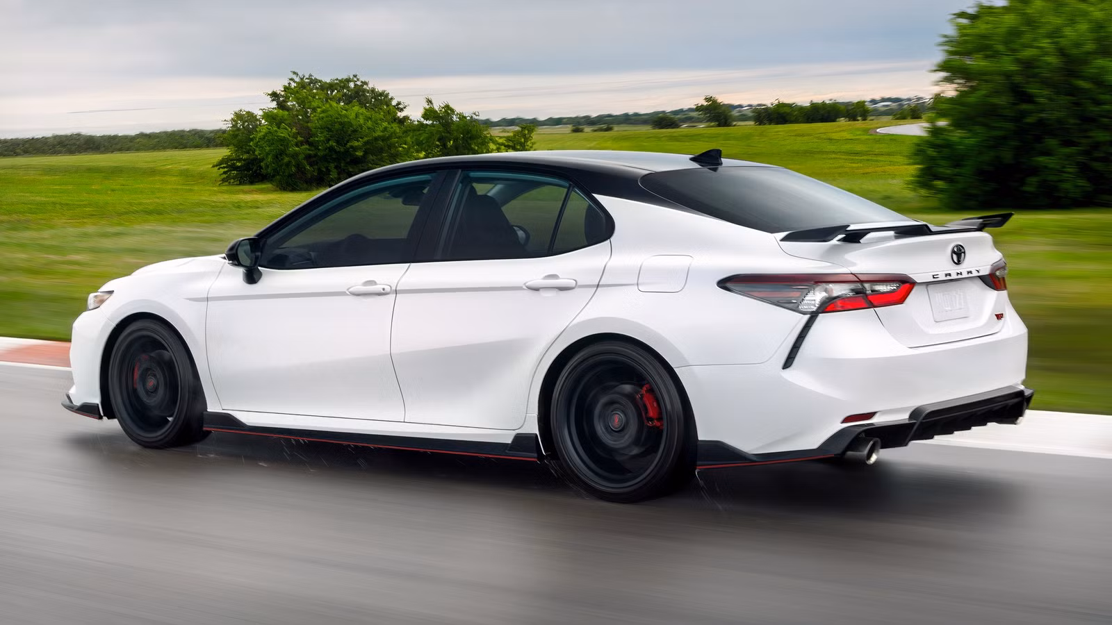 The Discontinued 300-HP Toyota Camry V6 Refuses To Depreciate Like A Normal Sedan The Discontinued 300-HP Toyota Camry V6 Refuses To Depreciate Like A Normal Sedan