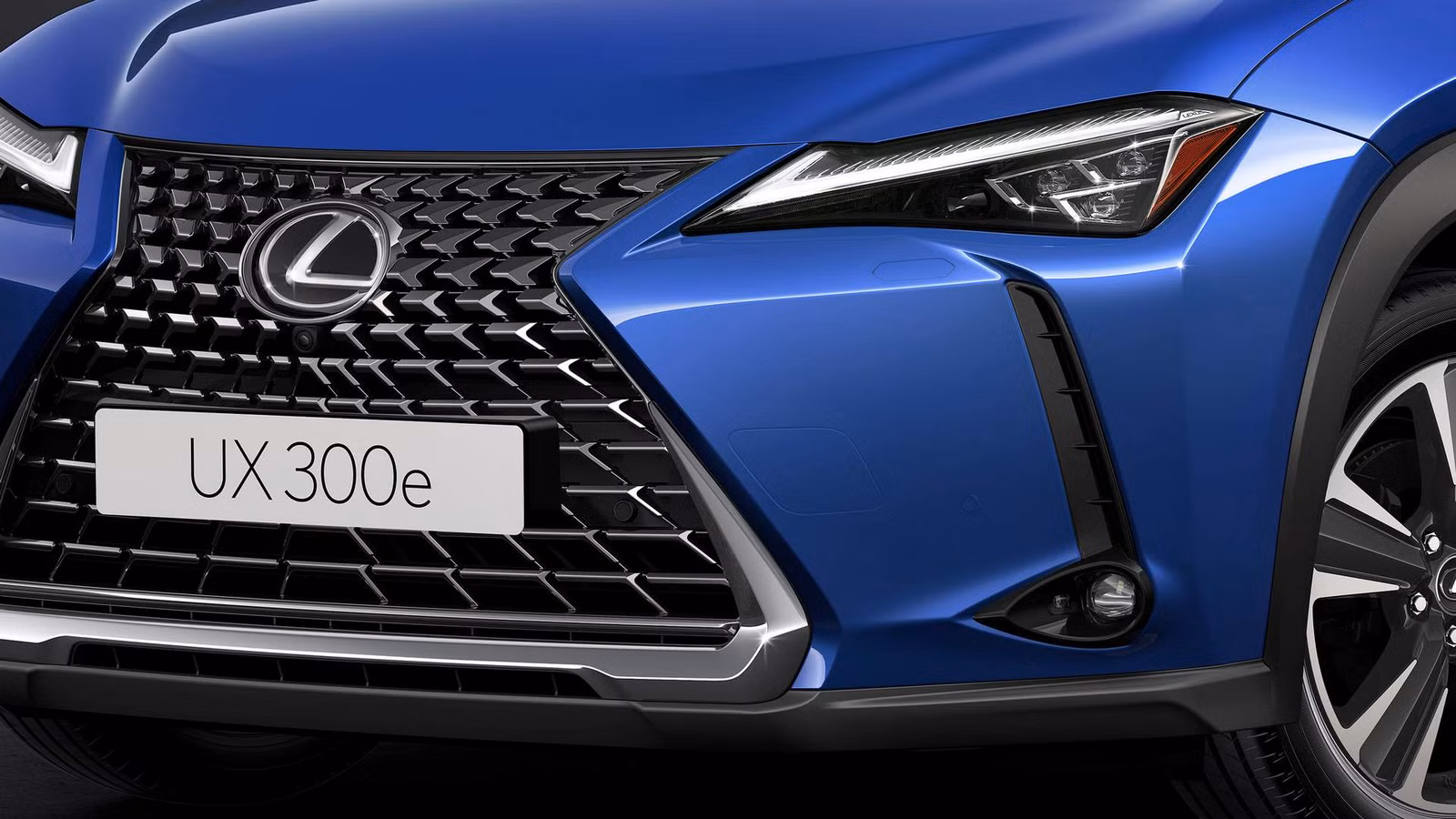 The Luxury SUV That Will Get You 43 MPG For Under $40k The Luxury SUV That Will Get You 43 MPG For Under $40k