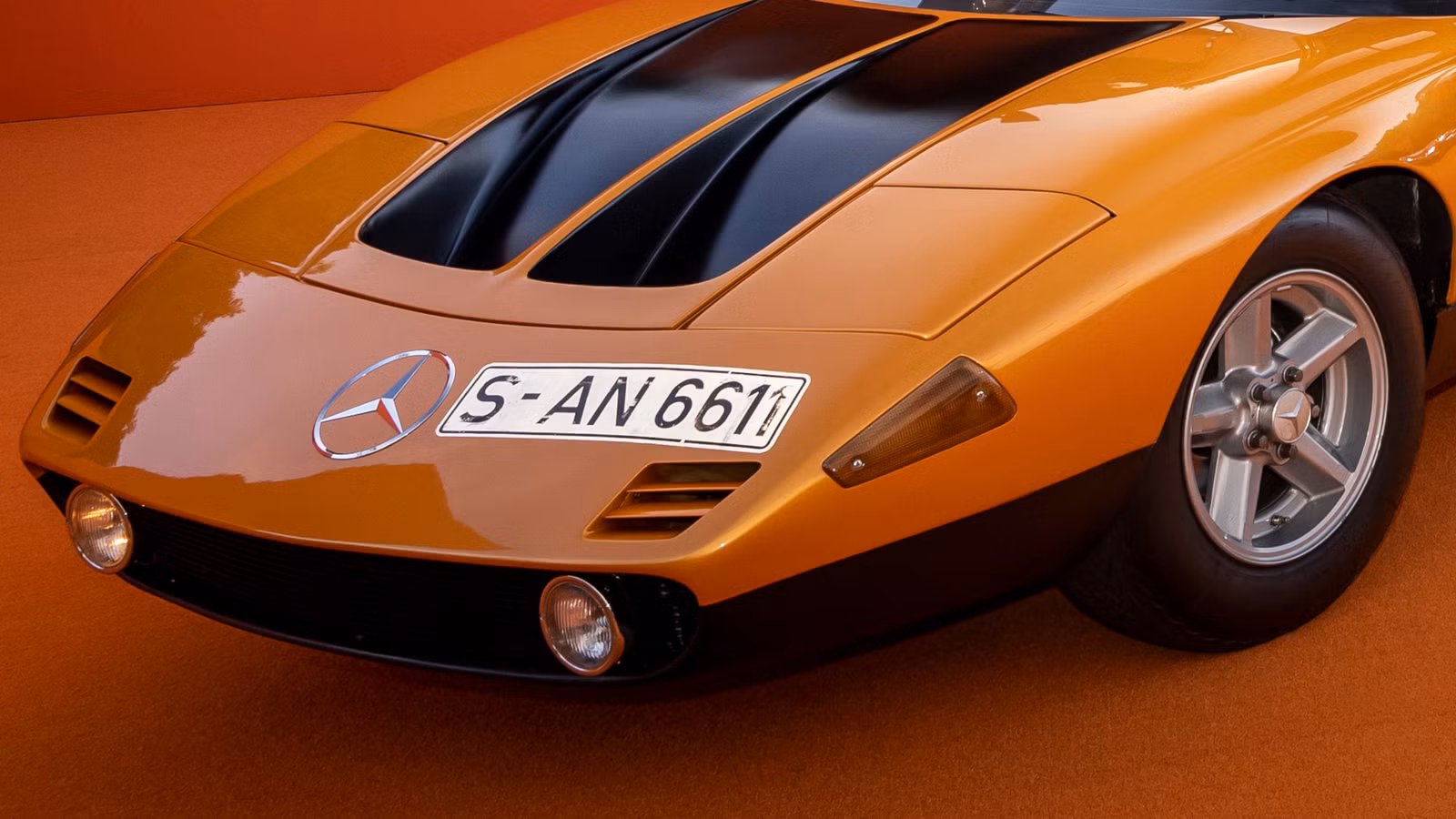 The Record-Shattering Mercedes-Benz Diesel-Powered Sports Car The Record-Shattering Mercedes-Benz Diesel-Powered Sports Car