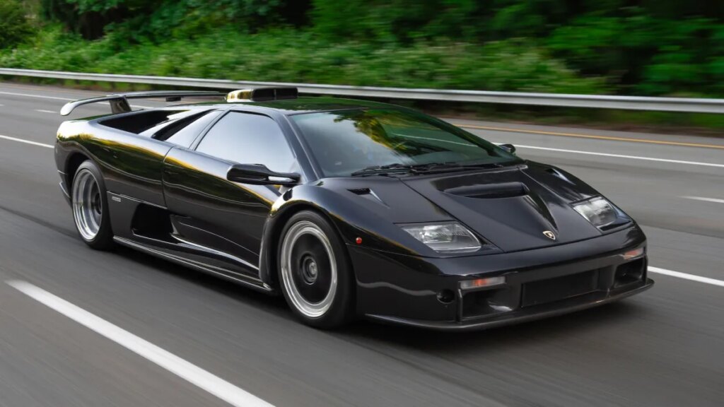 This Peak Lamborghini Diablo Is One-of-80, and It’s Going to Auction This Peak Lamborghini Diablo Is One-of-80, and It's Going to Auction