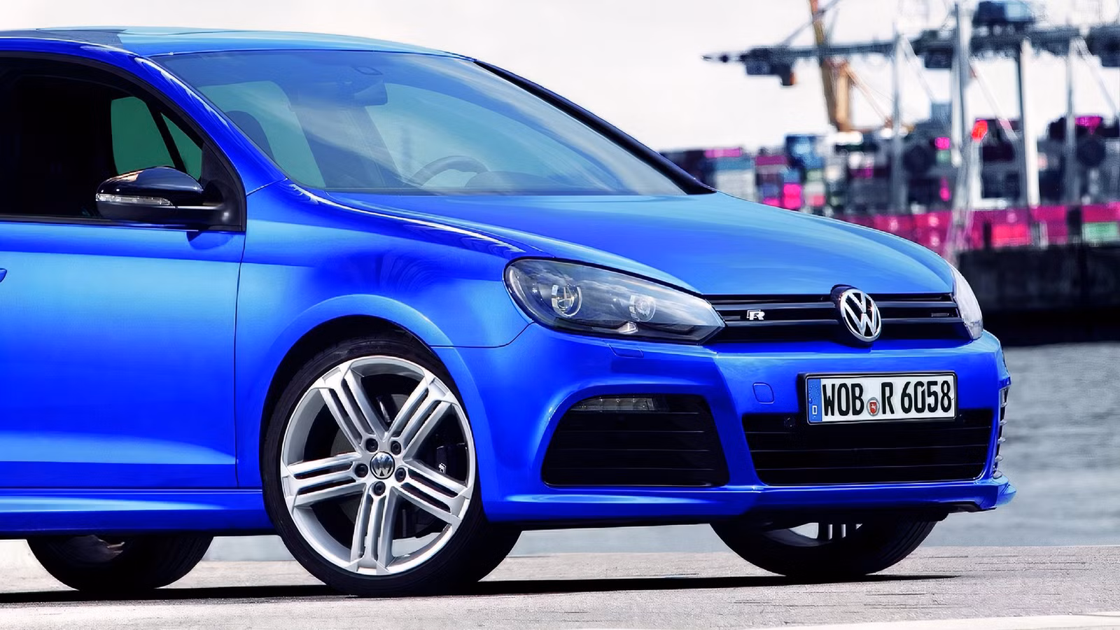 VW’s First Four-Cylinder Golf R Costs $30,000 Less Than A New Honda Civic Type R VW's First Four-Cylinder Golf R Costs $30,000 Less Than A New Honda Civic Type R