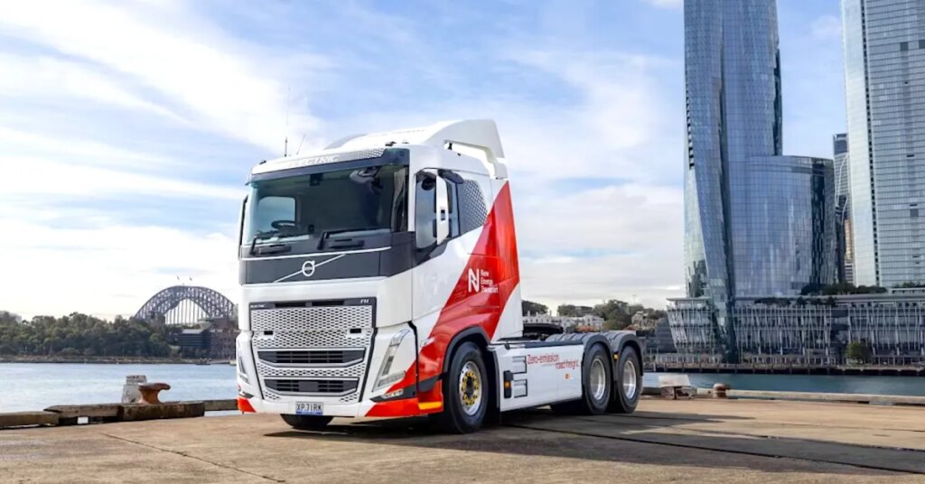 Volvo FH Electric gets to work