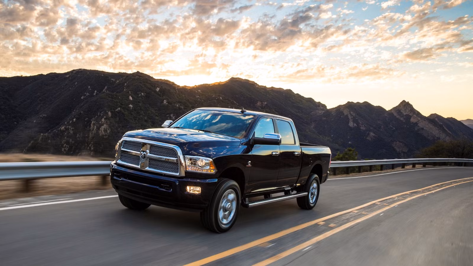 Americans Are Pouring $15 Billion Into Aging Pickups Instead Of Buying New Trucks Americans Are Pouring $15 Billion Into Aging Pickups Instead Of Buying New Trucks