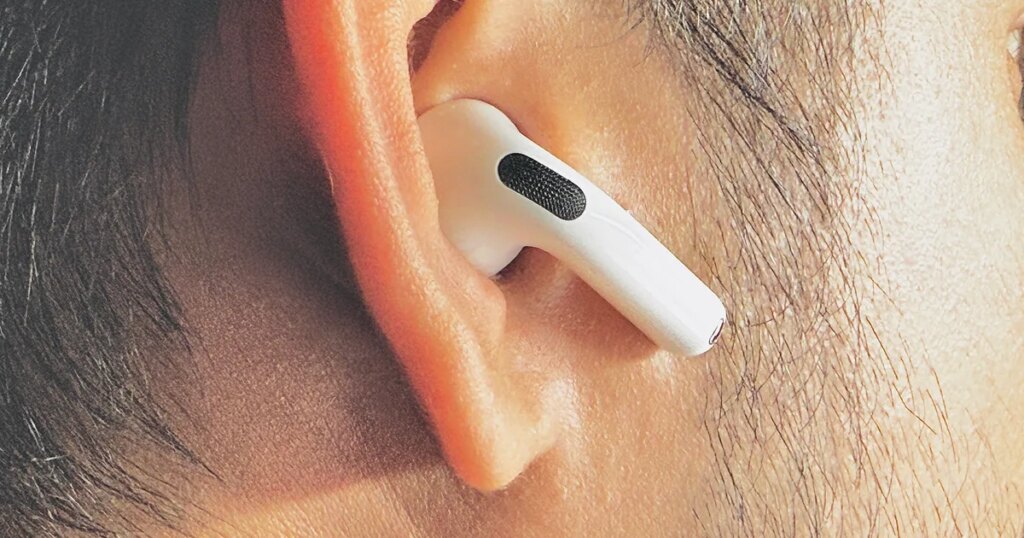Apple’s rumored camera AirPods could bring cool AI features and a whole bunch of privacy concerns